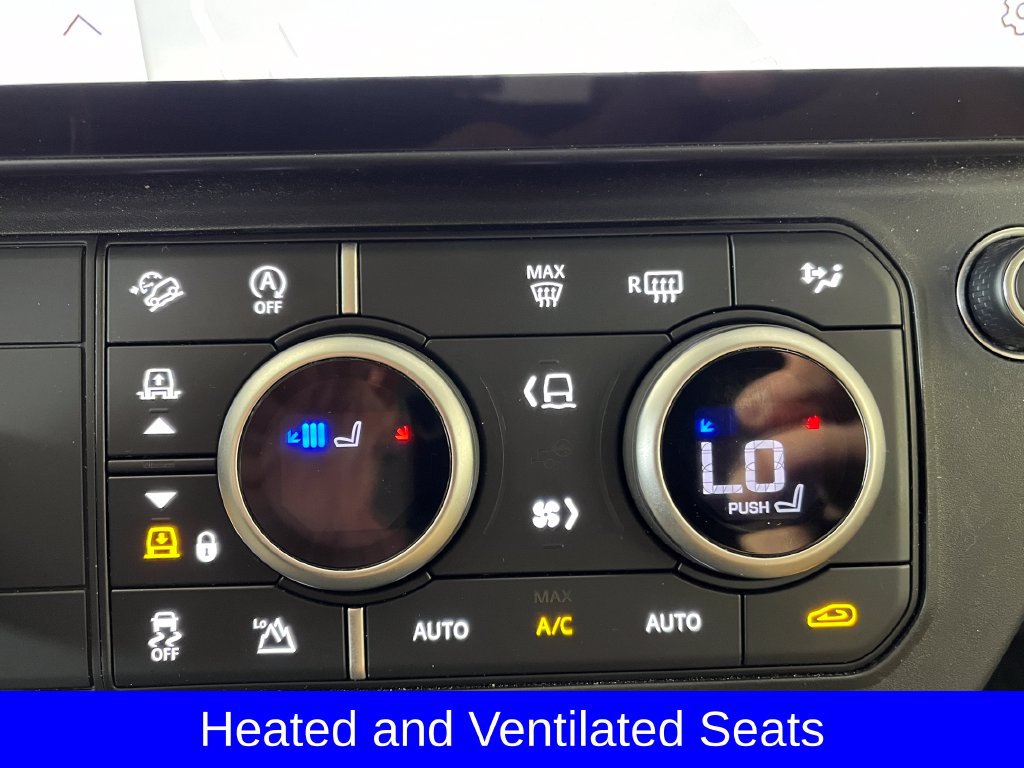 Used 2026 Land Rover Defender 110 S AWD/4WD image 12