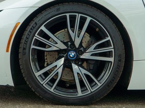 Used 2015 BMW i8 AWD/4WD image 13