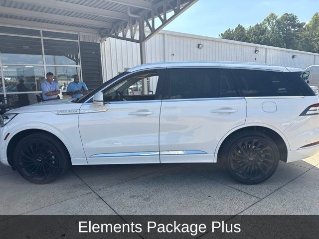 Used 2022 Lincoln Aviator Reserve w/ Equipment Group 201A AWD/4WD image 9