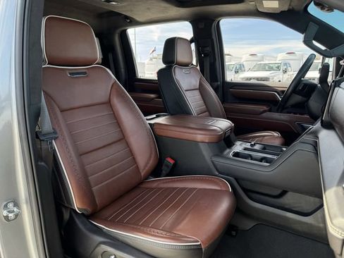Used 2024 GMC Sierra 2500 Denali Ultimate image 34