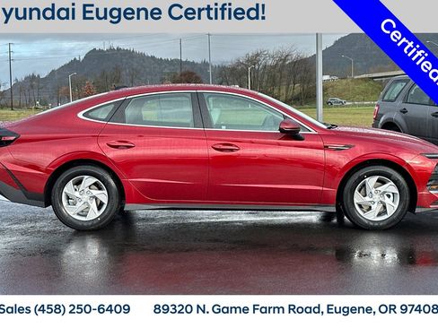 Used 2025 Hyundai Sonata SE image 3