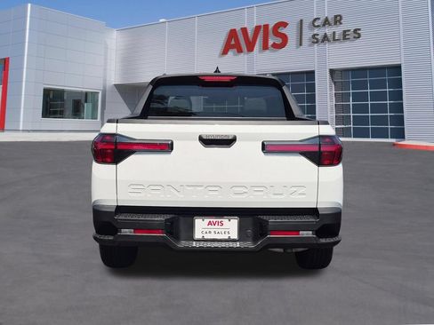 Used 2025 Hyundai Santa Cruz SEL FWD image 7