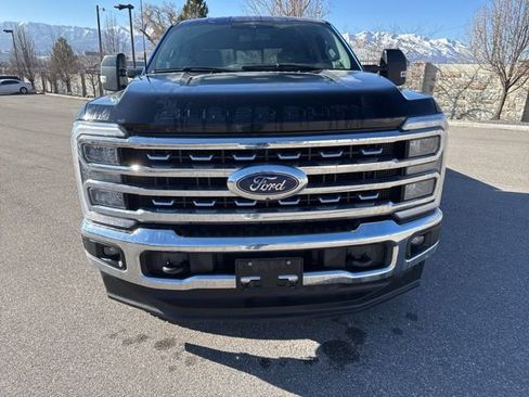 Used 2023 Ford F350 Lariat w/ FX4 Off-Road Package AWD/4WD image 13