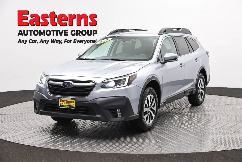 Used 2022 Subaru Outback Premium AWD/4WD image 1