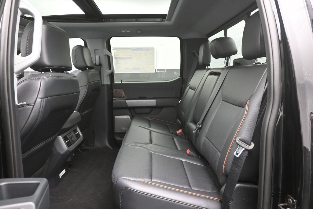 New 2026 Ford F350 Lariat w/ Lariat Premium Package AWD/4WD image 27