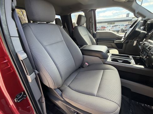 Used 2018 Ford F150 XLT w/ Equipment Group 302A Luxury image 19