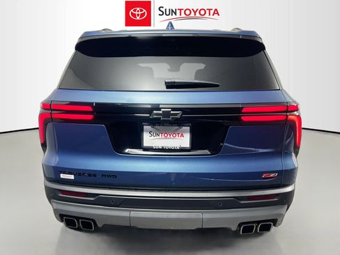 Used 2025 Chevrolet Traverse Z71 w/ Enhanced Driving Package AWD/4WD image 5