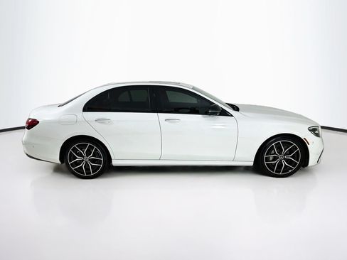 Used 2022 Mercedes-Benz E 350 Sedan image 9