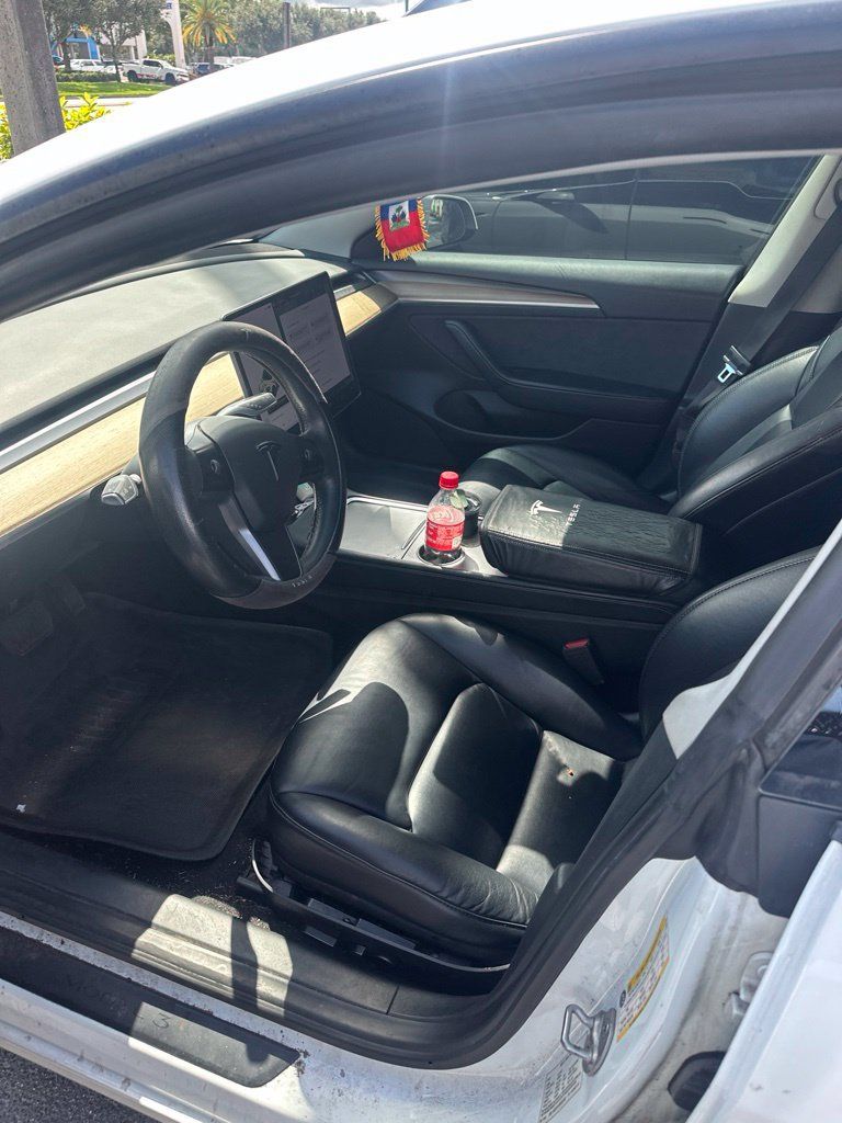 Used 2021 Tesla Model 3 Standard Range Plus RWD image 6