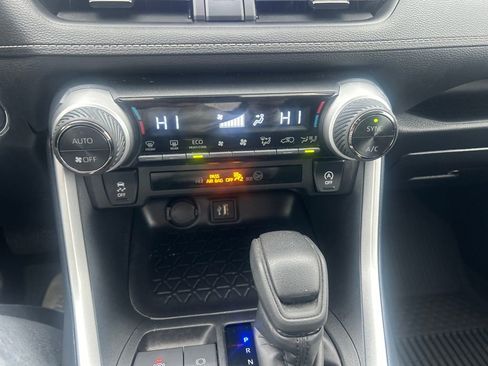 Certified 2025 Toyota RAV4 XLE image 27