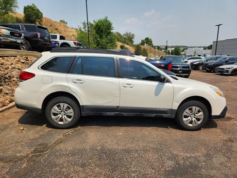 Used 2013 Subaru Outback 2.5i AWD/4WD image 15