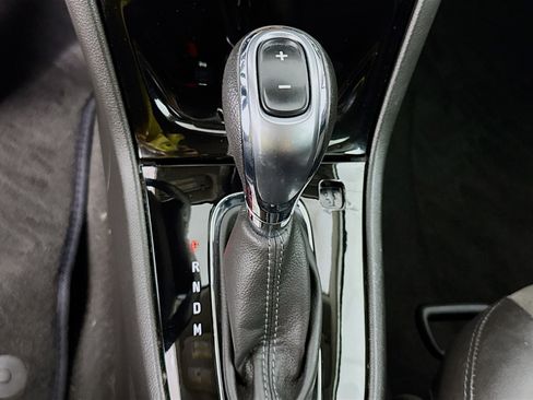 Used 2020 Buick Encore Preferred FWD image 19