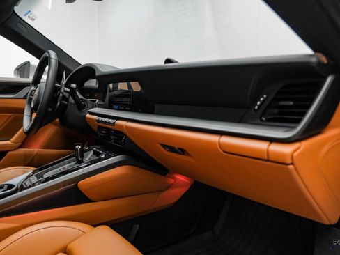 Used 2025 Porsche 911 Carrera image 55