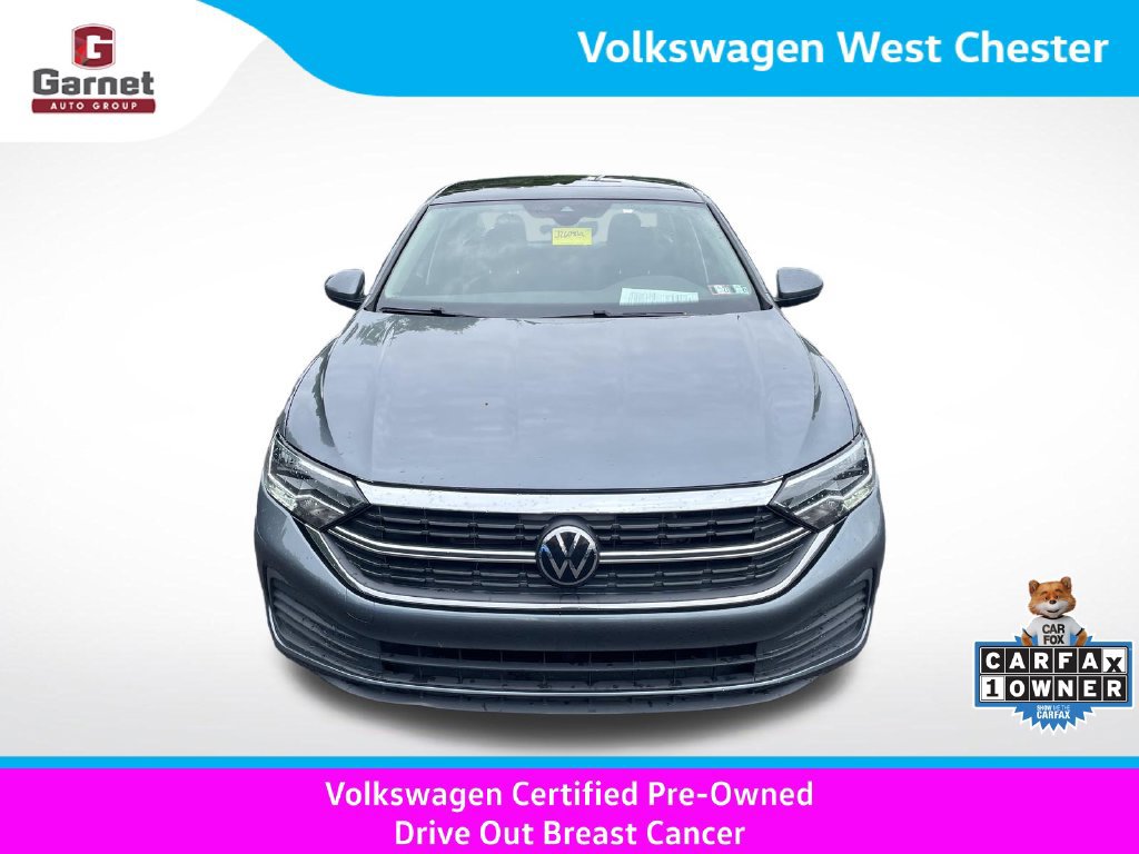 Certified 2024 Volkswagen Jetta SE w/ Panoramic Sunroof Package FWD image 9