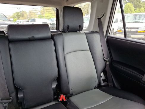 Used 2020 Toyota 4Runner SR5 Premium w/ Moonroof Package image 15