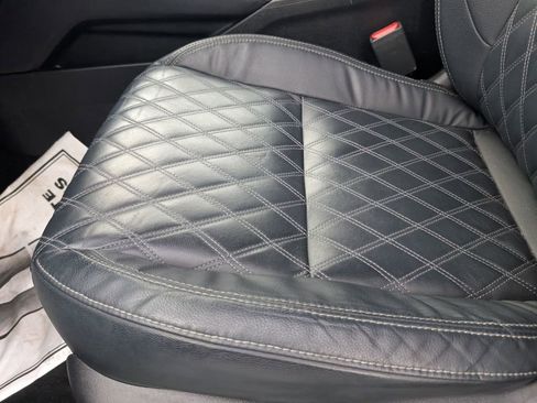 Used 2022 Mitsubishi Outlander SEL image 24