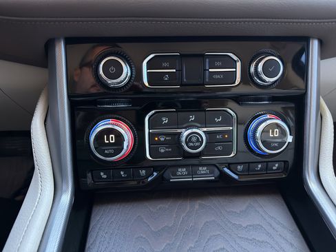 Used 2021 GMC Yukon Denali image 57