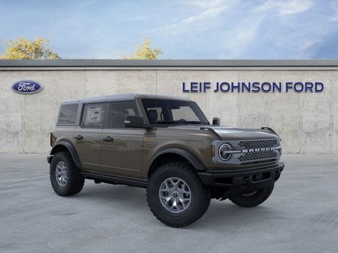 New 2025 Ford Bronco Badlands image 7
