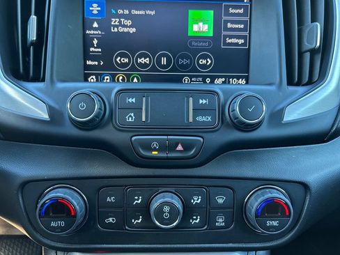 Used 2022 GMC Terrain SLE w/ Driver Convenience Package AWD/4WD image 29