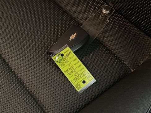 Used 2023 Chevrolet Colorado LT w/ LT Convenience Package II image 19