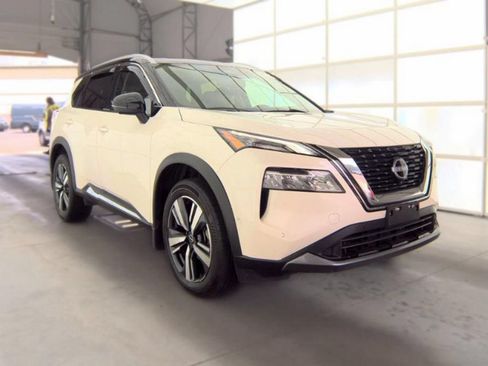 Used 2023 Nissan Rogue SL w/ SL Premium Package AWD/4WD image 4
