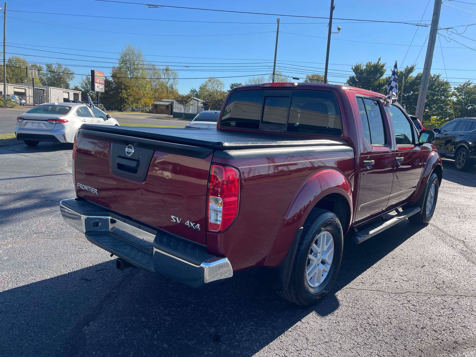 Used 2017 Nissan Frontier SV AWD/4WD image 7