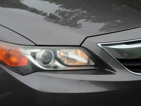 Used 2014 Acura ILX w/ Technology Package FWD image 34