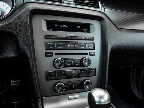 Used 2012 Ford Mustang GT Premium image 24