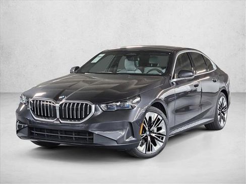 New 2026 BMW 530i w/ Premium Package image 1