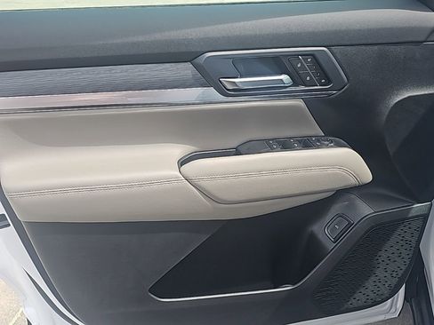 New 2026 GMC Terrain Elevation w/ Elevation Premium Package image 11