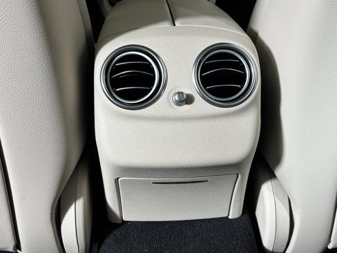 Certified 2021 Mercedes-Benz E 350 4MATIC Sedan image 27