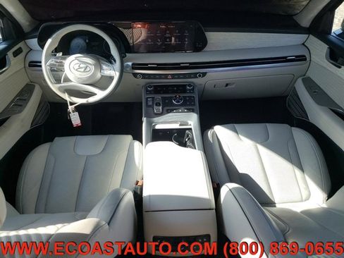 Used 2024 Hyundai Palisade Calligraphy image 8