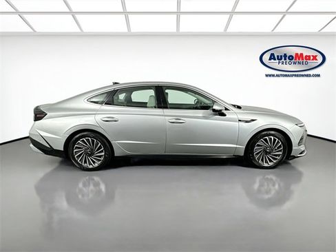 Used 2024 Hyundai Sonata Limited image 10