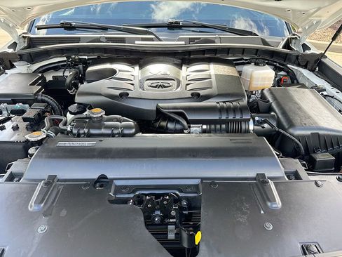 Used 2024 INFINITI QX80 Premium Select w/ All-Season Package AWD/4WD image 28