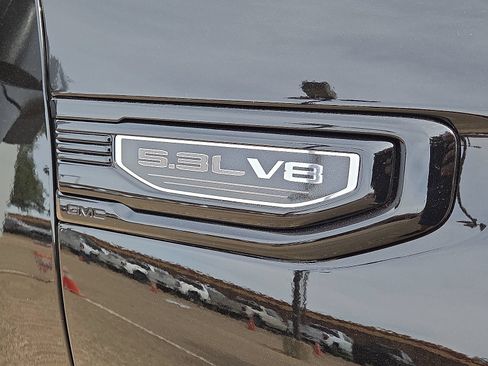 New 2026 GMC Sierra 1500 Elevation w/ Elevation Premium Package AWD/4WD image 7
