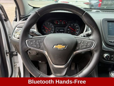Used 2018 Chevrolet Equinox LT FWD image 15