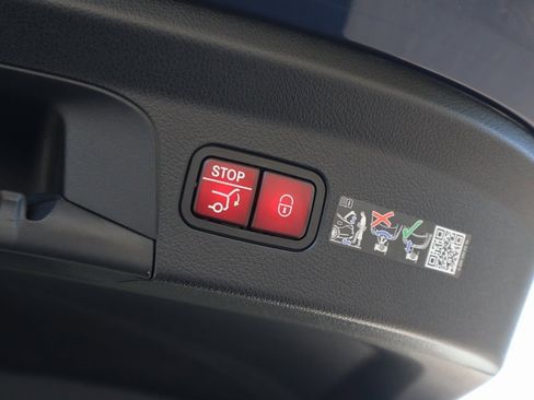 New 2026 Mercedes-Benz GLE 450 GLE 450 Coupe image 12