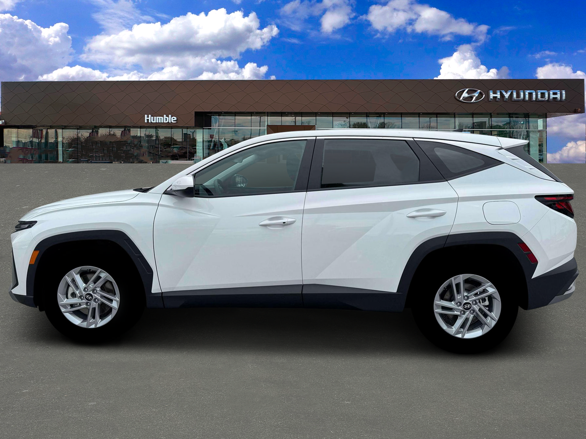 New 2026 Hyundai Tucson SE FWD image 3