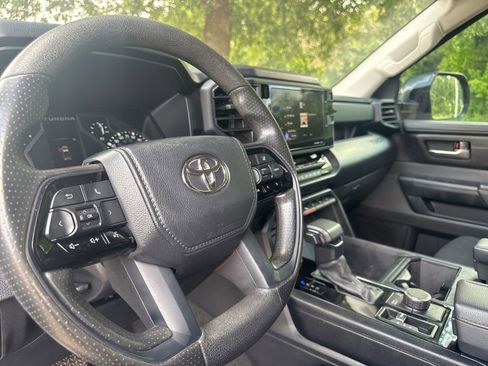 Used 2024 Toyota Tundra SR5 w/ SR5 Convenience Package AWD/4WD image 16