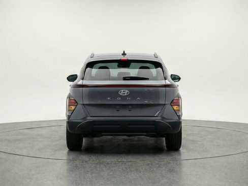 Used 2025 Hyundai Kona SEL image 7