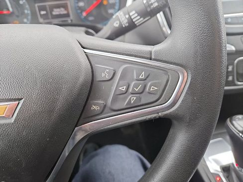 Used 2018 Chevrolet Equinox LT image 15