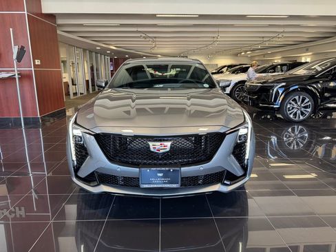 New 2026 Cadillac CT5 V w/ Technology Package AWD/4WD image 2