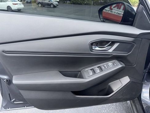 Used 2025 Honda Accord SE image 10