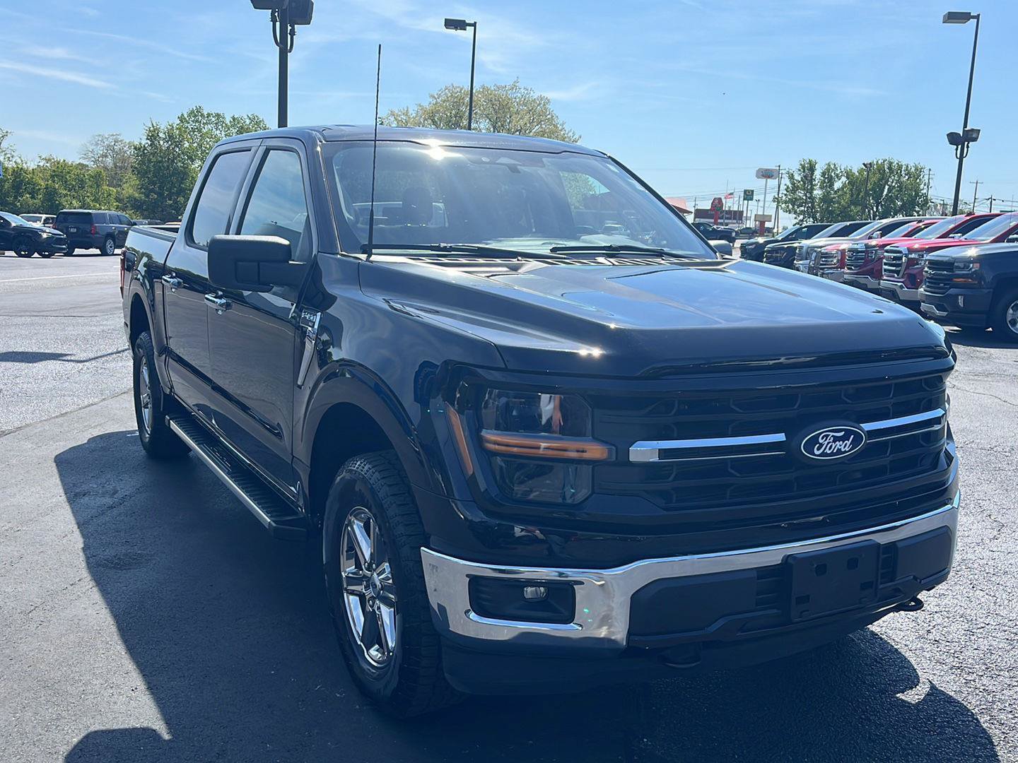 Used 2025 Ford F150 XLT w/ Equipment Group 301A Standard AWD/4WD image 7