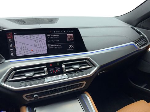 Used 2023 BMW X6 xDrive40i w/ M Sport Package image 23