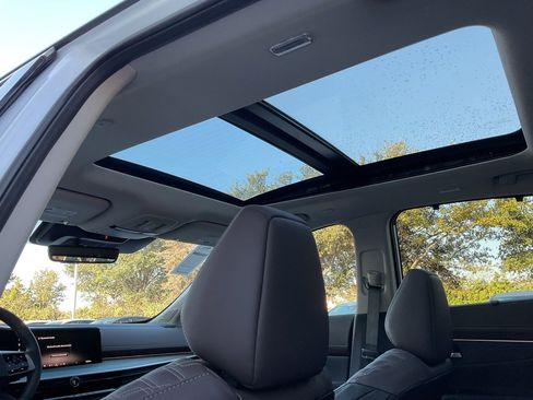 New 2026 Nissan Murano Platinum image 18