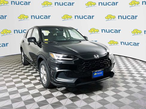 Used 2023 Honda HR-V LX image 1