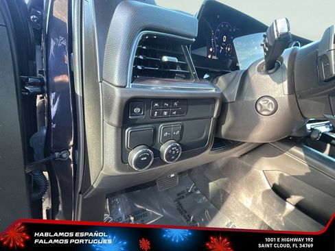 Certified 2025 Chevrolet Suburban Premier RWD image 16