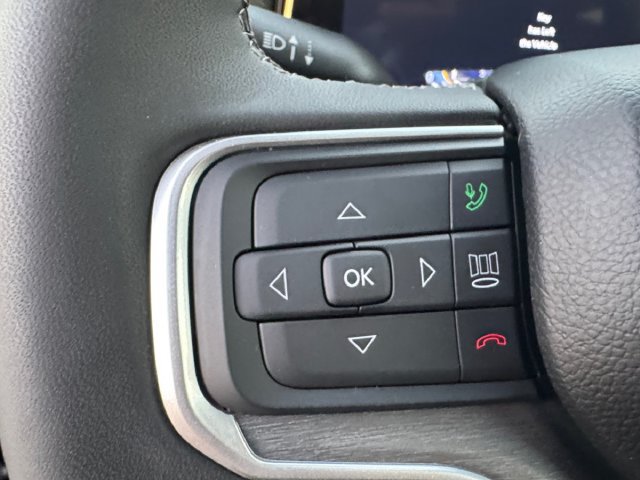 Used 2025 Jeep Wagoneer 4WD image 7