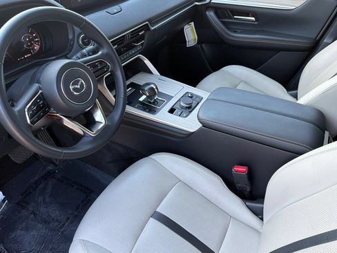 Certified 2024 MAZDA CX-90 Plug-In Hybrid w/ Preferred AWD/4WD image 10